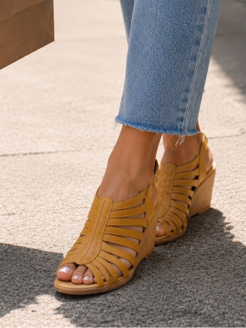 Anthropologie Camper Rachael Leather Strappy Wedge Sandals Wedge Heels 10